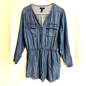 Gap size medium denim above the knee dress in EUC
